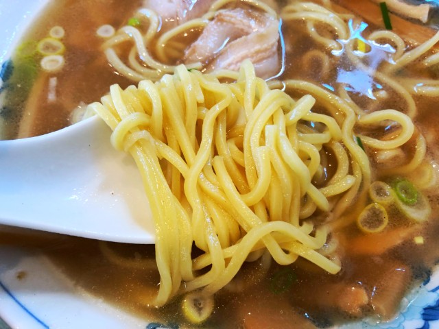 平針ラーメン(試験場近く)【味楽】麺