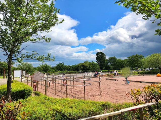 【戸田川緑地】一輪車広場練習風景１